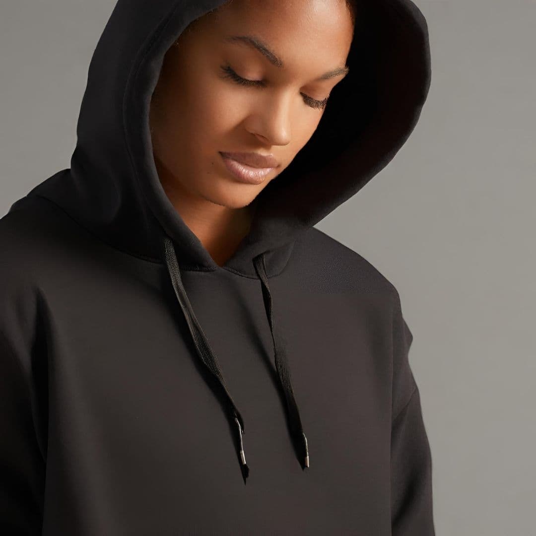 Classic Black Hooded Sweatshirt 2